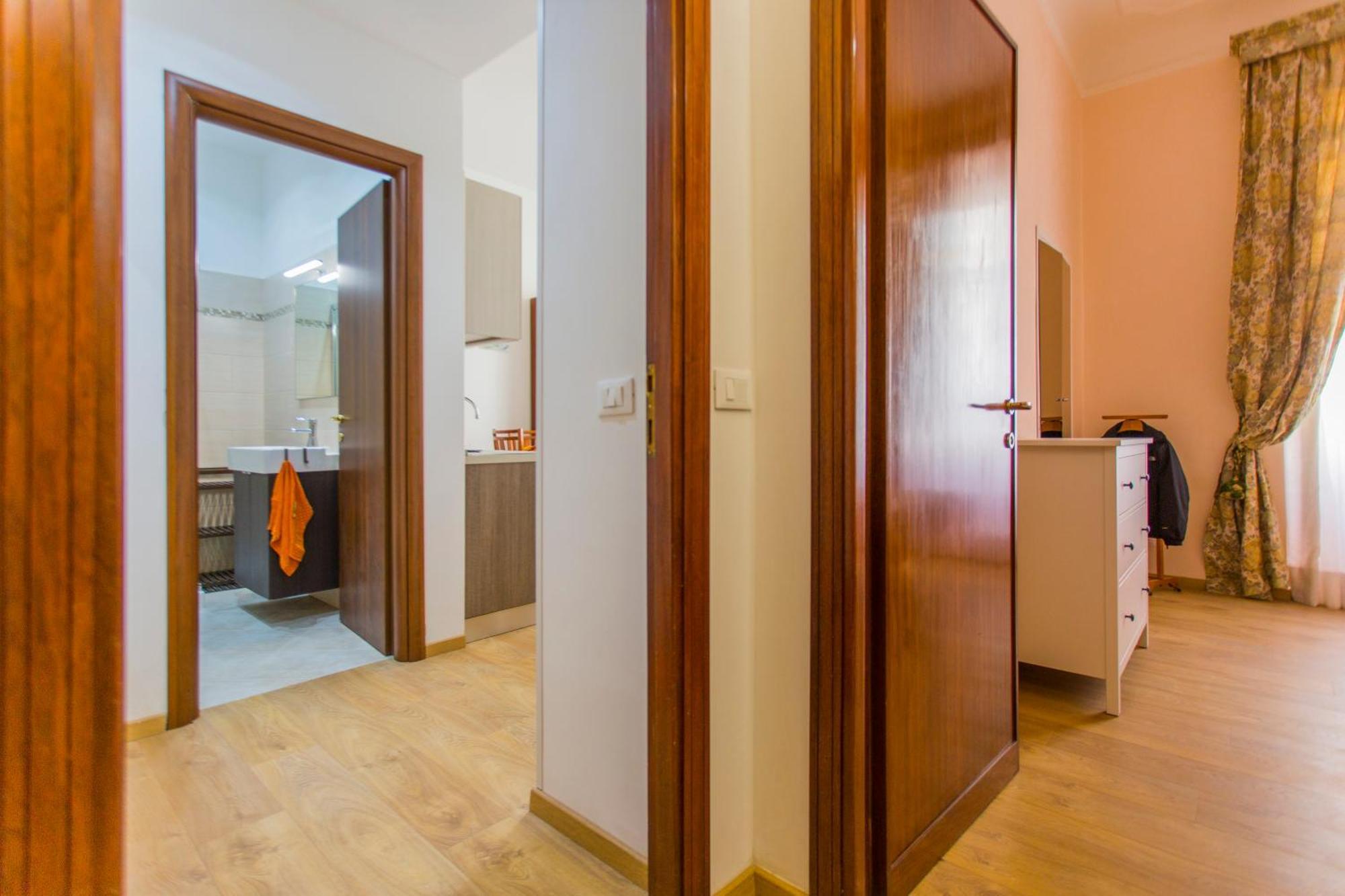 Amedeo Apartment โรม ภายนอก รูปภาพ